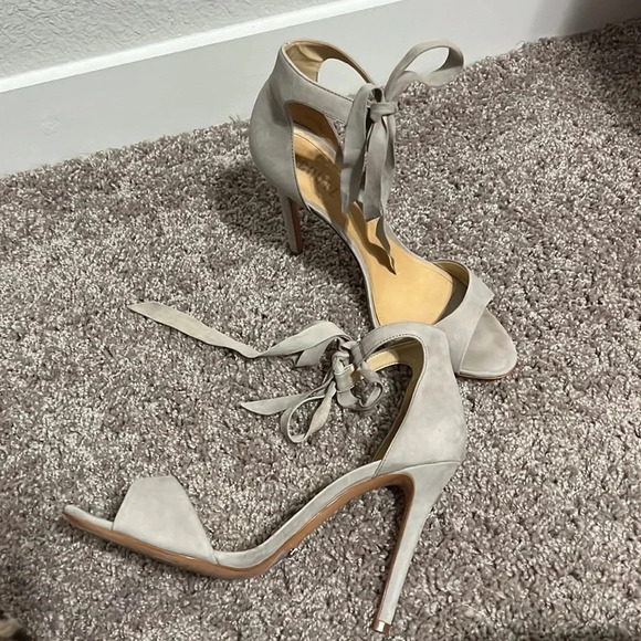 schutz taupe lace up ankle tie point heels - Picture 6 of 12